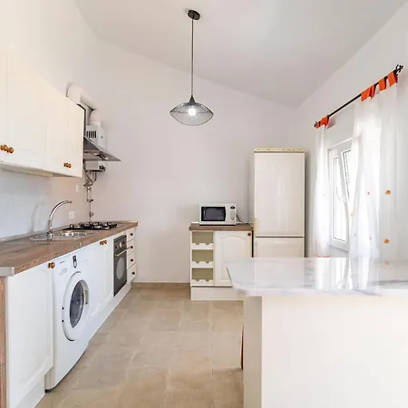 Cozy In With Kitchenette Holiday home *